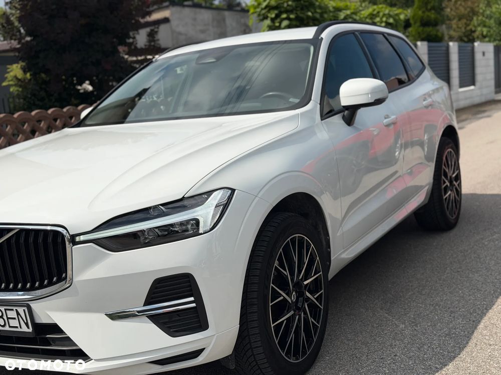 Volvo XC 60 B4 B Momentum Pro - 38