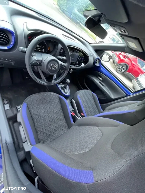 Toyota Aygo X 1.0l CVT Dynamic - 6