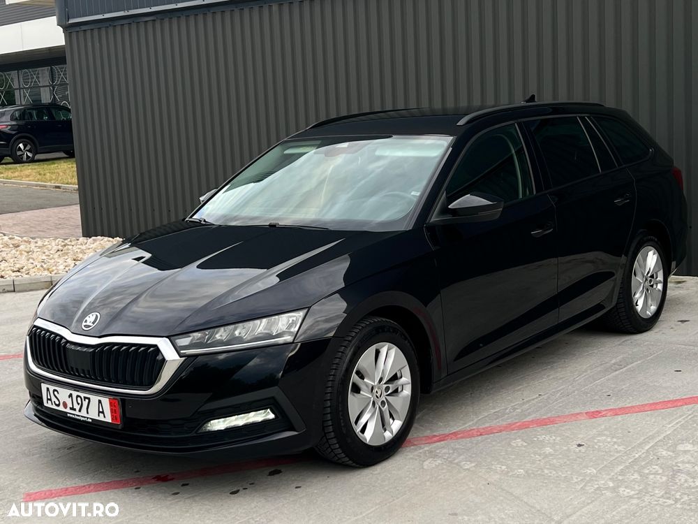 Skoda Octavia 2.0 TDI DSG First Edition - 1