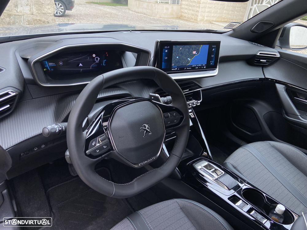 Peugeot 2008 1.5 BlueHDi Allure Pack EAT8 - 1