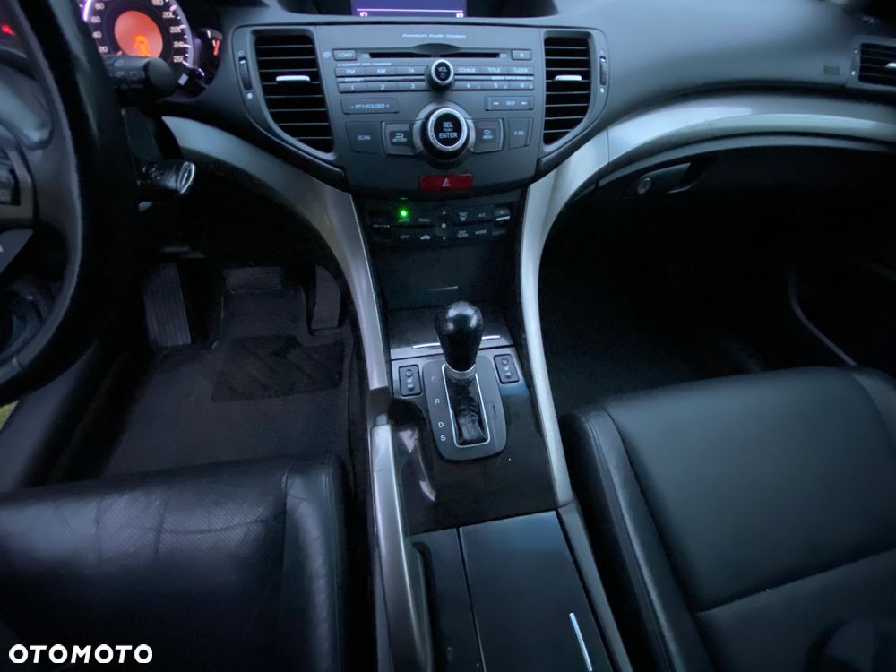 Honda Accord 2.2d Executive - 14