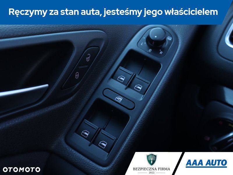 Volkswagen Golf - 17