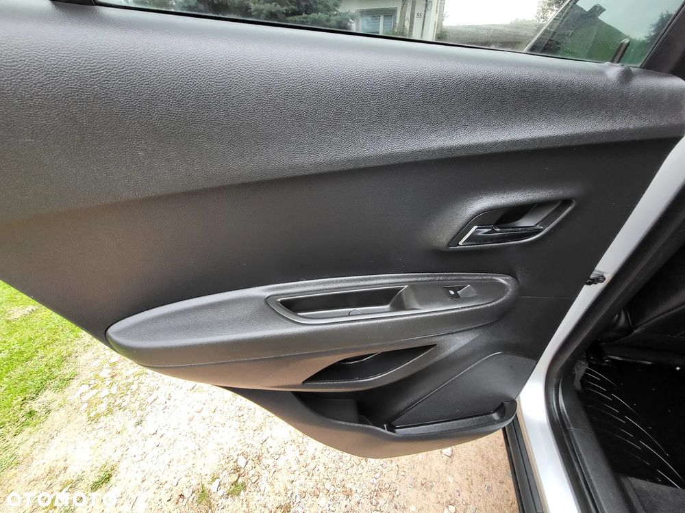 Chevrolet Trax 1.4T LT+ - 27