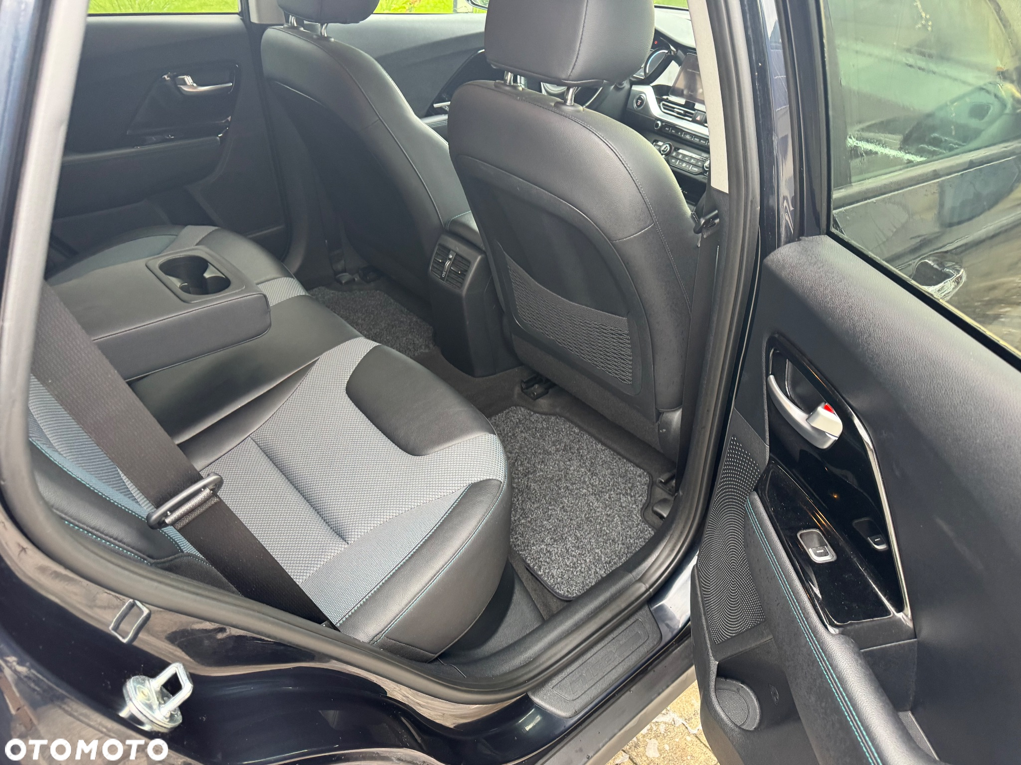 Kia Niro e-Niro 64kWh L - 8