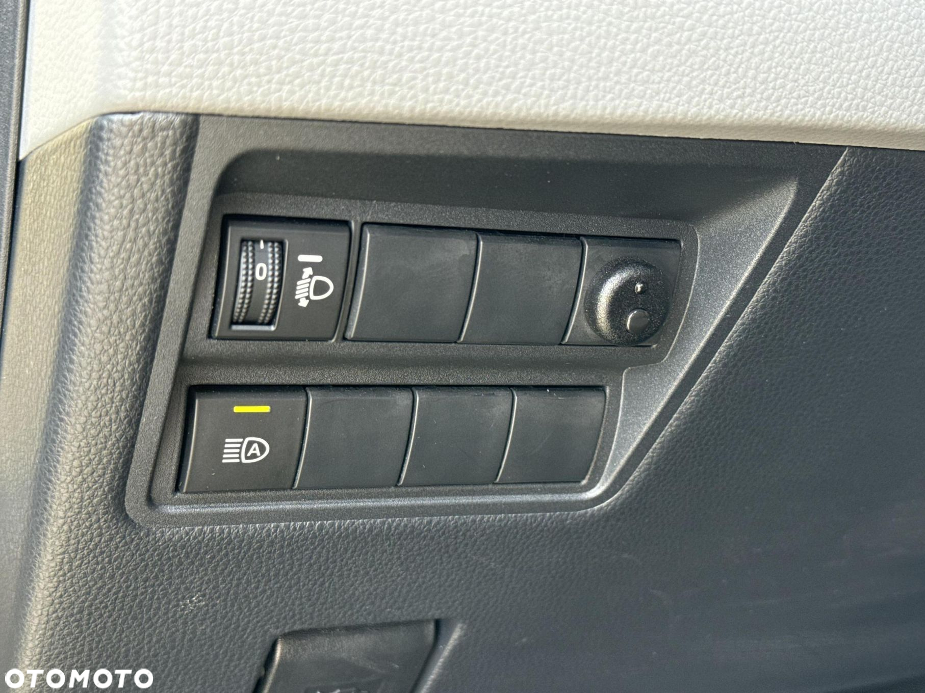 Toyota Yaris Cross - 19