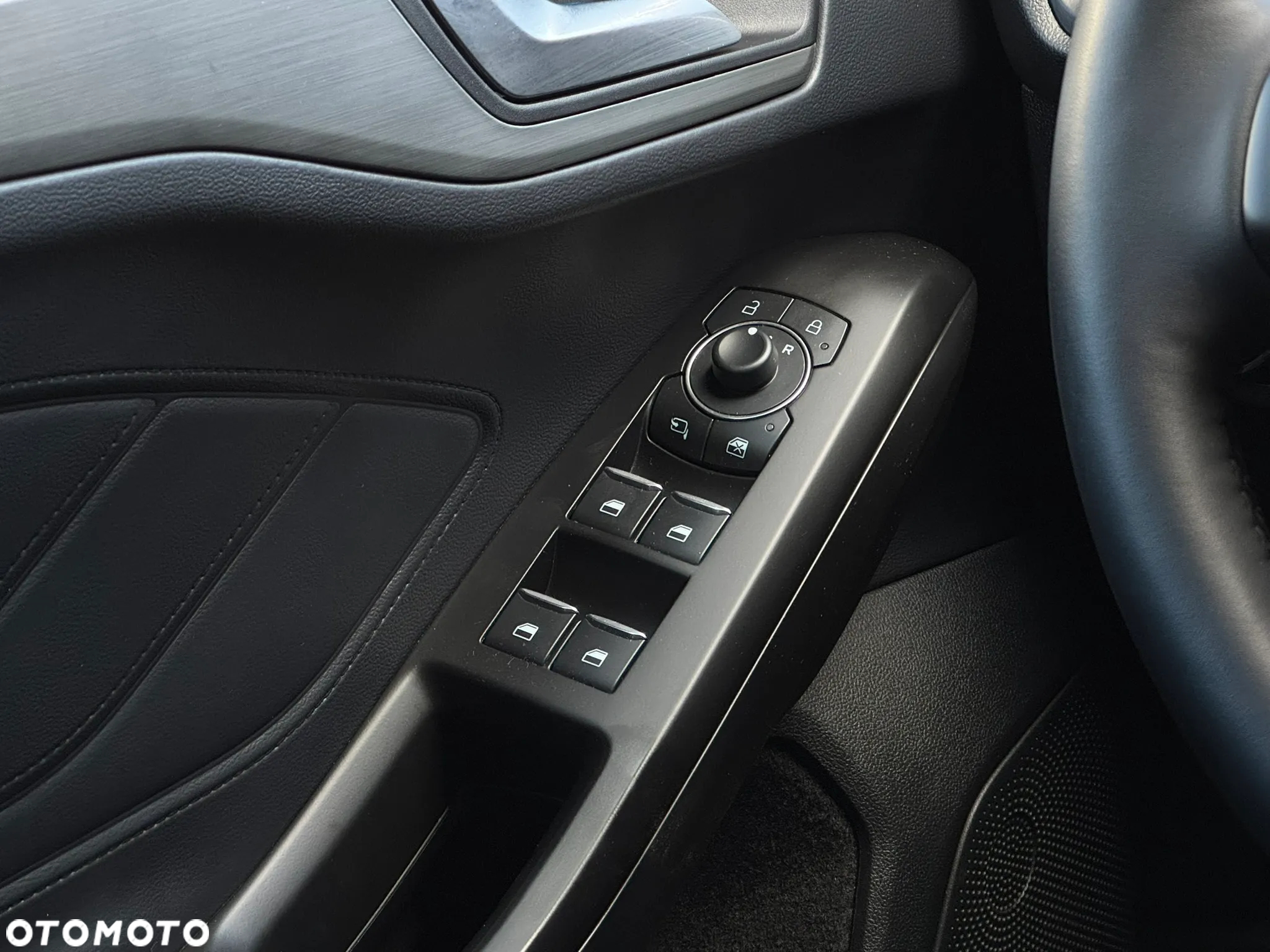 Ford Focus - 31