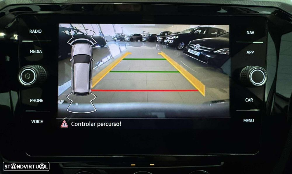 VW Passat Variant 1.6 TDI Confortline DSG - 4