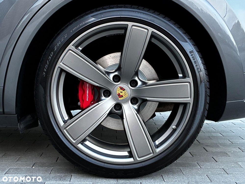 Porsche Cayenne - 19