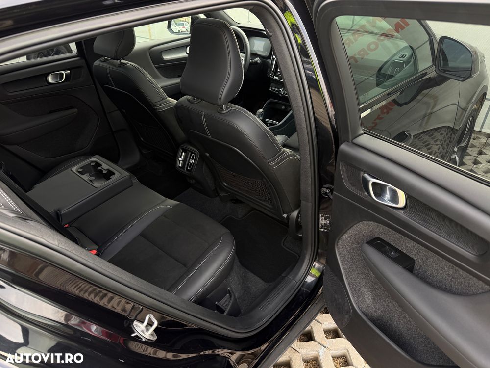 Volvo XC 40 T3 Geartronic RDesign - 13