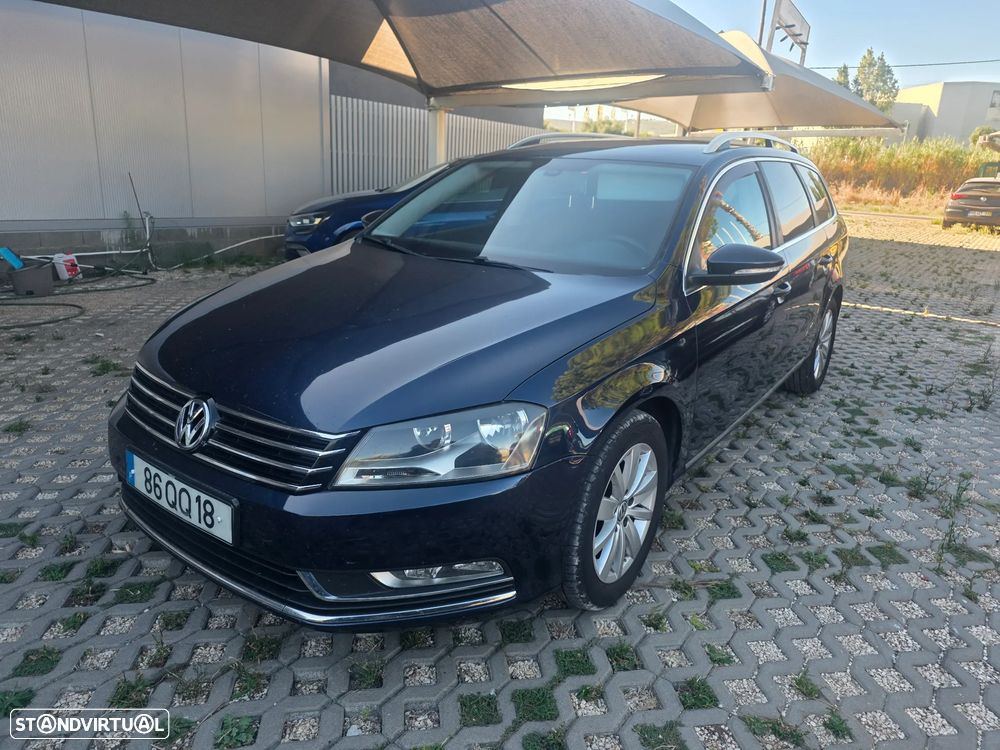 VW Passat Variant 1.6 TDI Highline DSG - 9