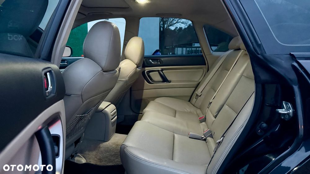 Subaru Legacy 3.0R Automatik Exclusive - 25