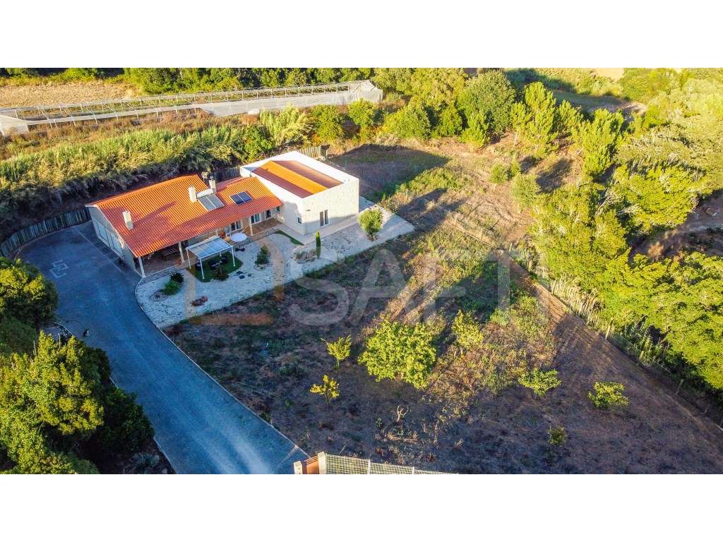 Moradia Isolada (quintinha) - Grande imagem: 5/32