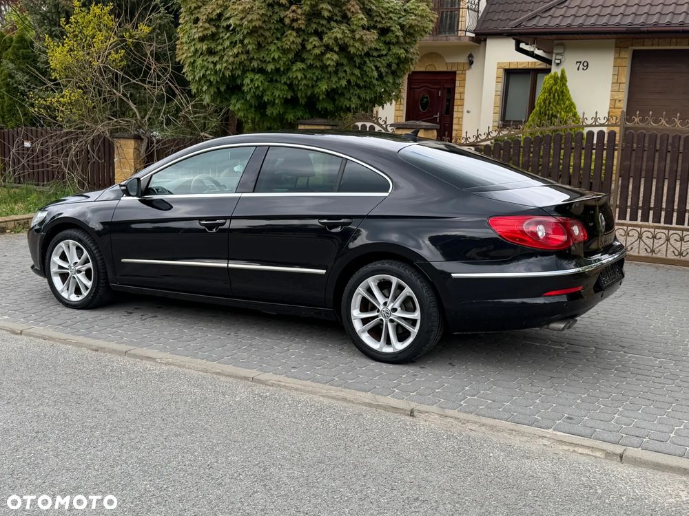 Volkswagen Passat CC 2.0 TDI BlueMotion Technology Exclusive - 3