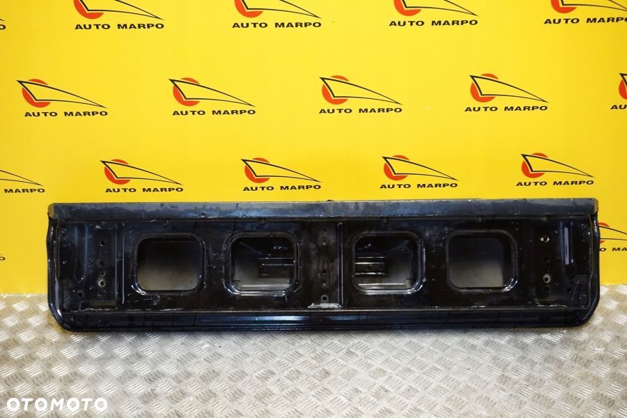 GMC SIERRA 2019 - 2024 Klapa Tylna Bagażnik Burta Tył Górna USA - 8