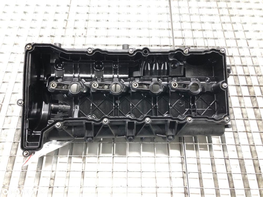 POKRYWA ZAWORÓW GŁOWICY - 217.00 PLN - BMW 5 Touring (E61) 2004 - 2010 520 d 130 kW [177 KM] olej - 4