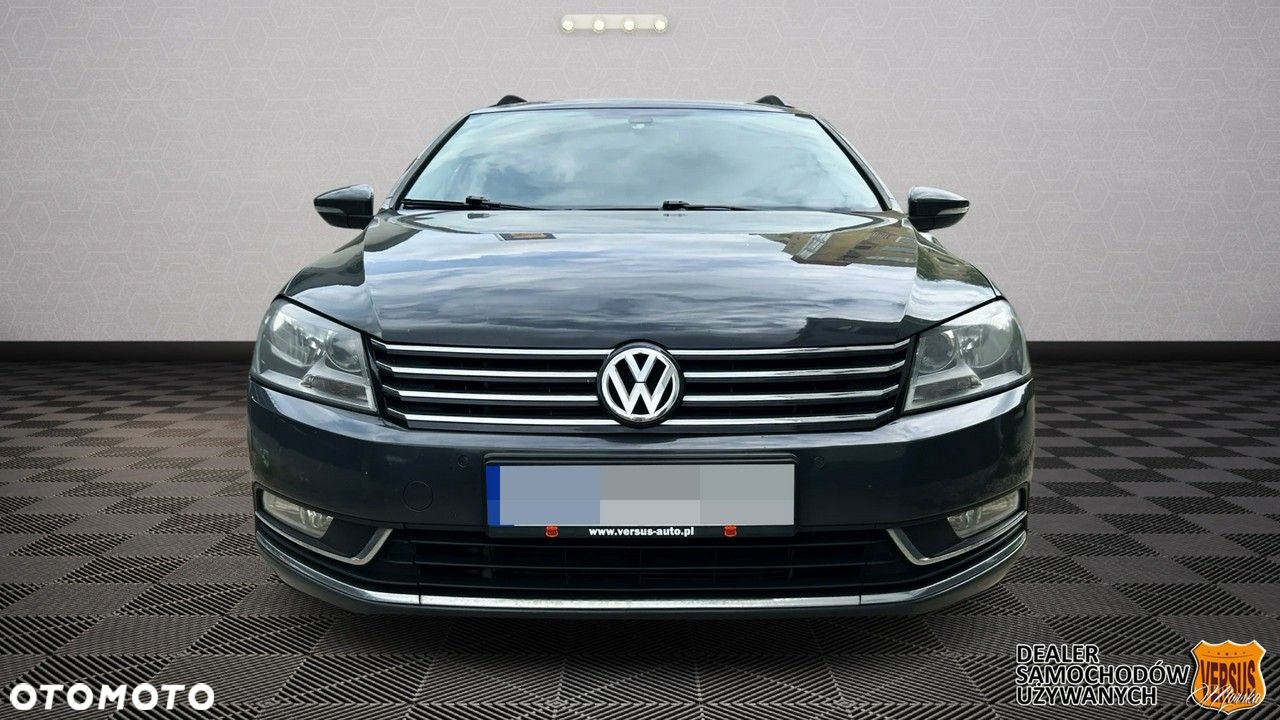 Volkswagen Passat - 2