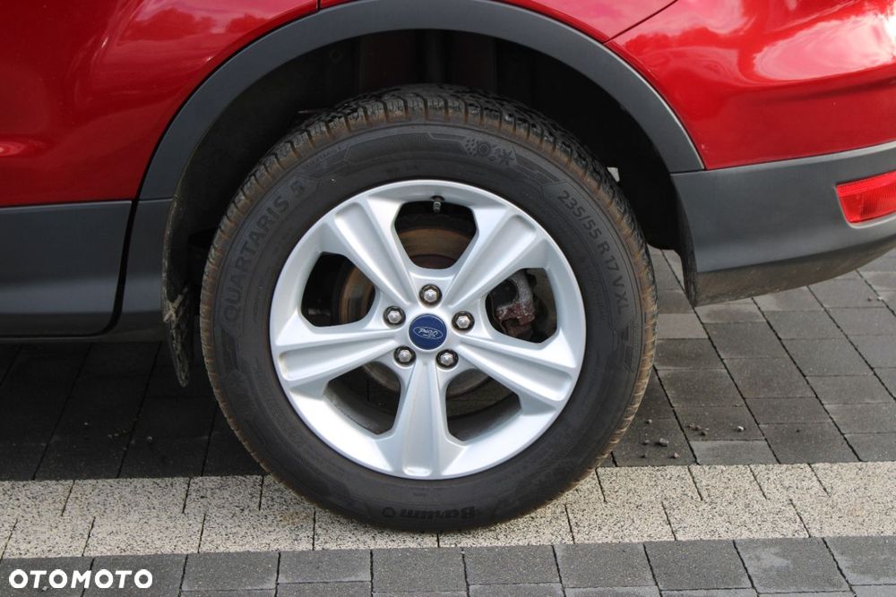 Ford Kuga 1.5 EcoBoost 2x4 Titanium - 15