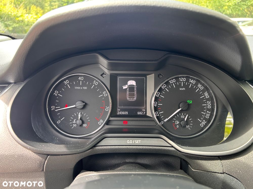 Skoda Octavia 1.8 TSI Elegance DSG - 8