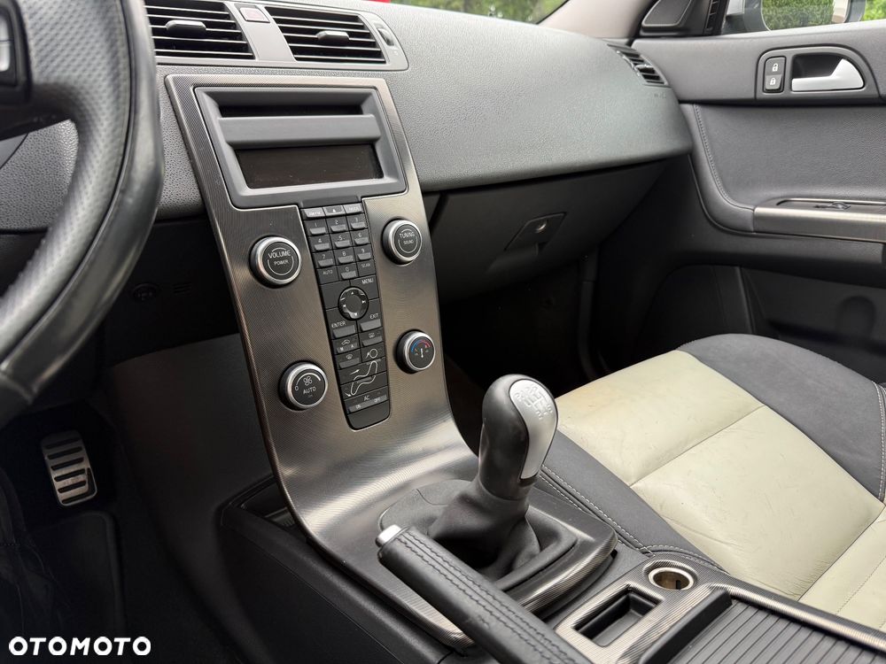 Volvo S40 2.0D R-Design Momentum - 15