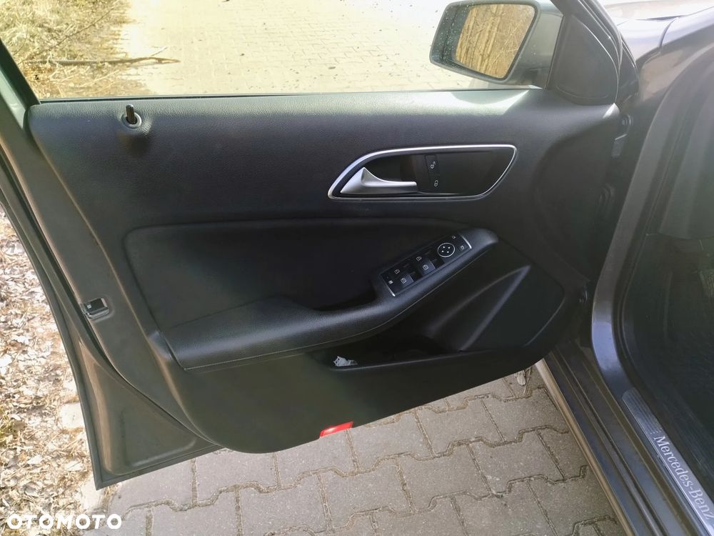 Mercedes-Benz Klasa A 160 d Urban - 6