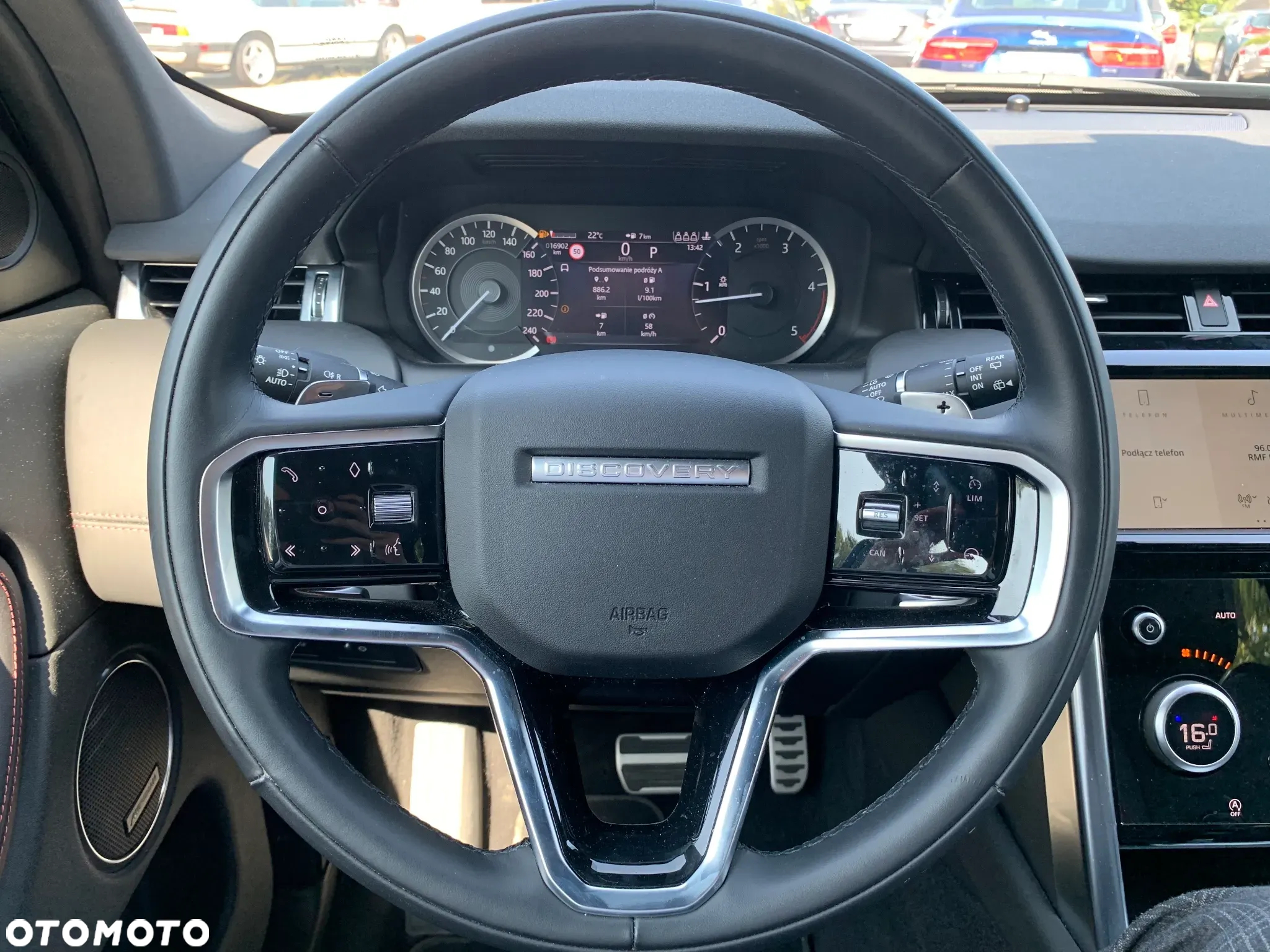 Land Rover Discovery Sport - 9