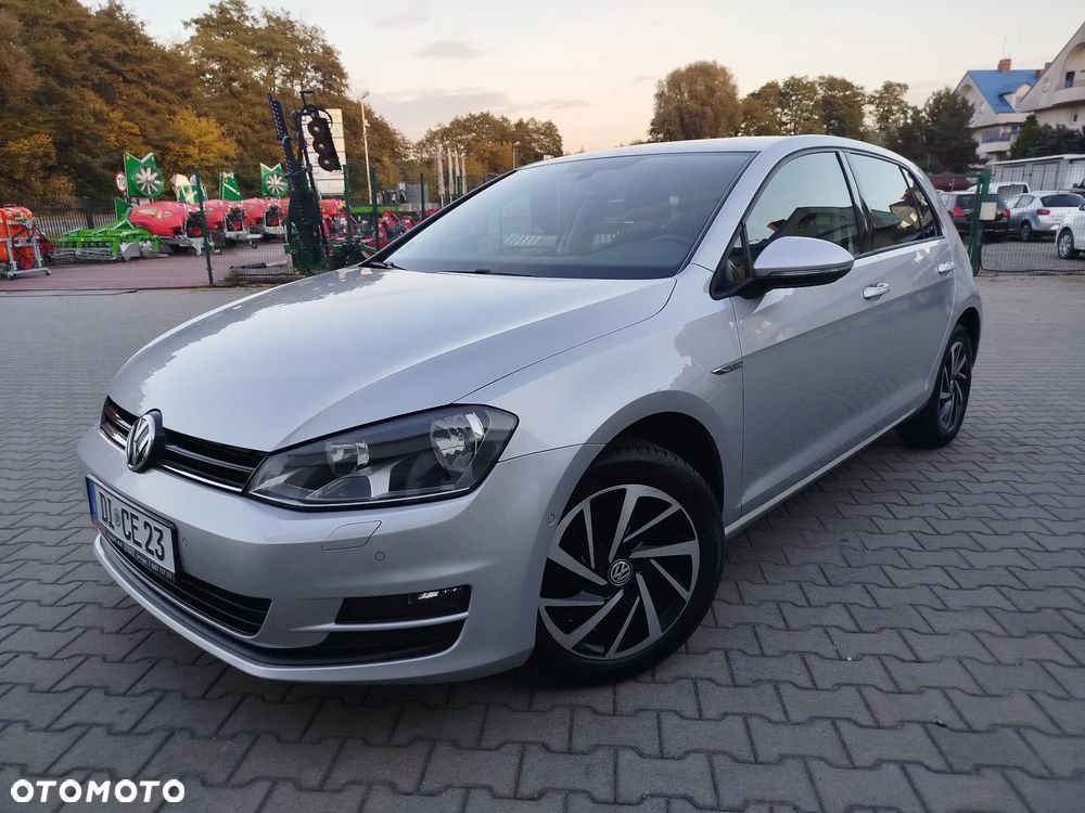 Volkswagen Golf 2014 photo 2