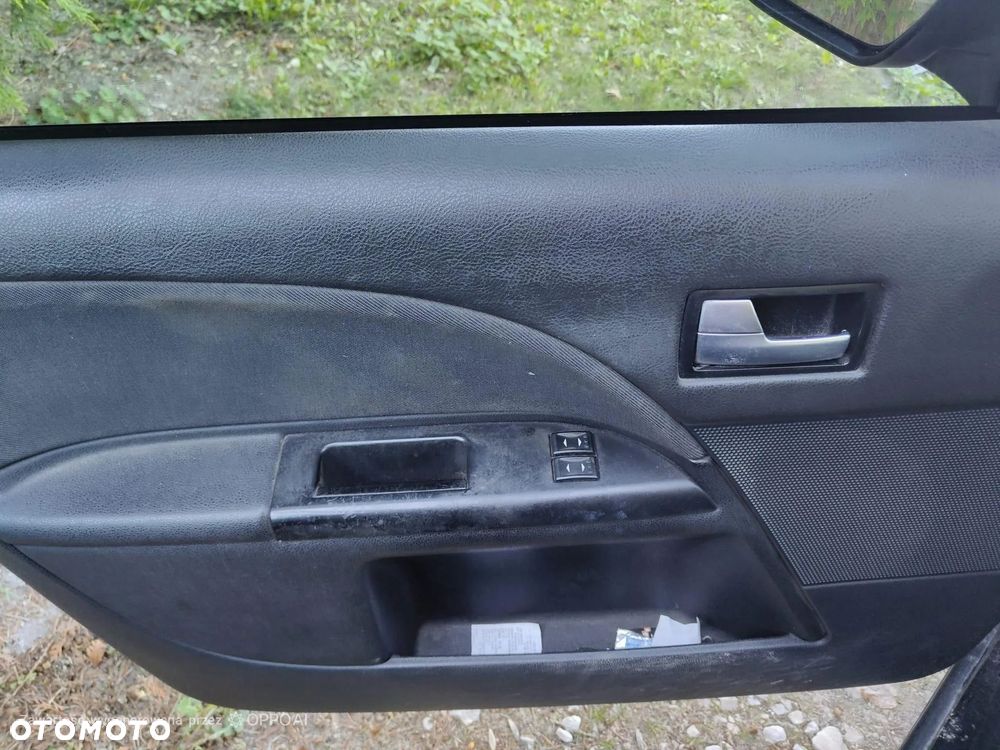 Ford Mondeo - 10