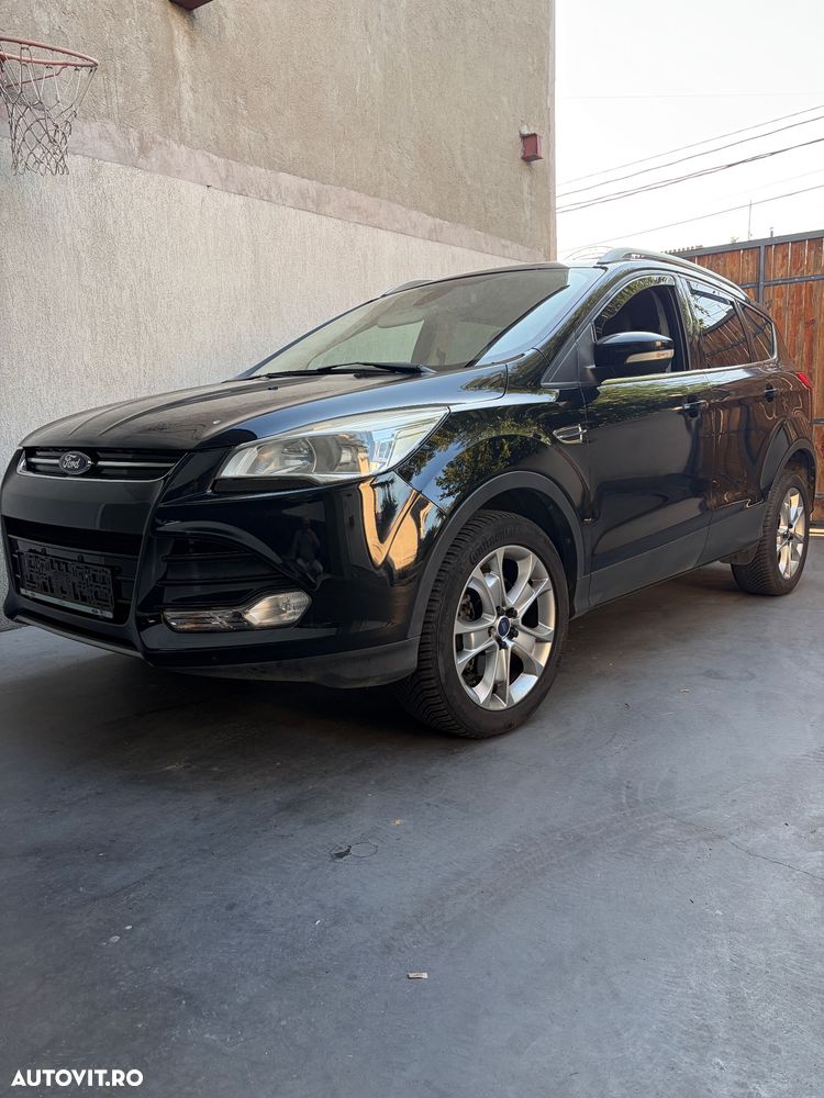 Ford Kuga 2.0 TDCi Powershift 4WD Titanium - 1