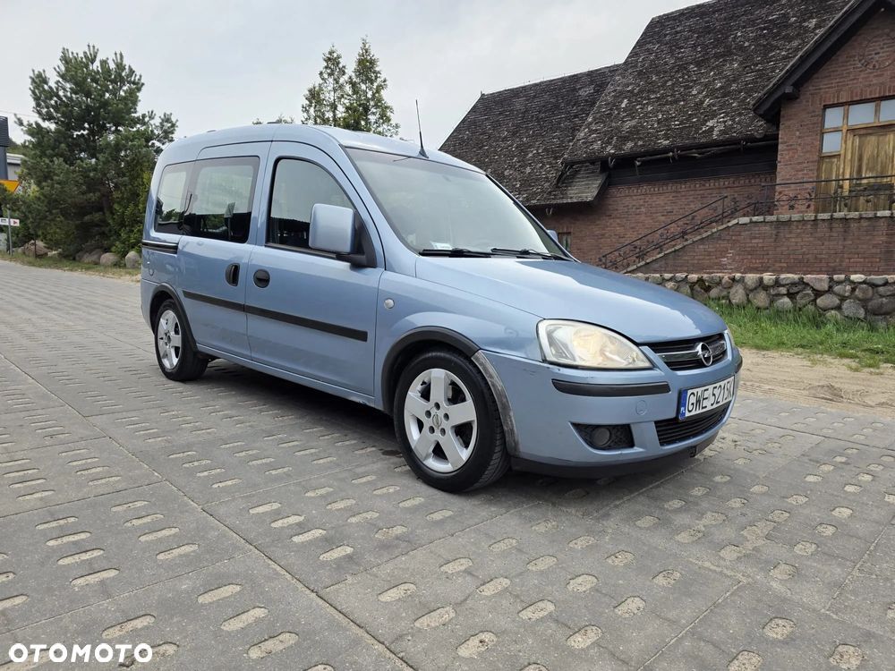 Opel Combo Tour - 4