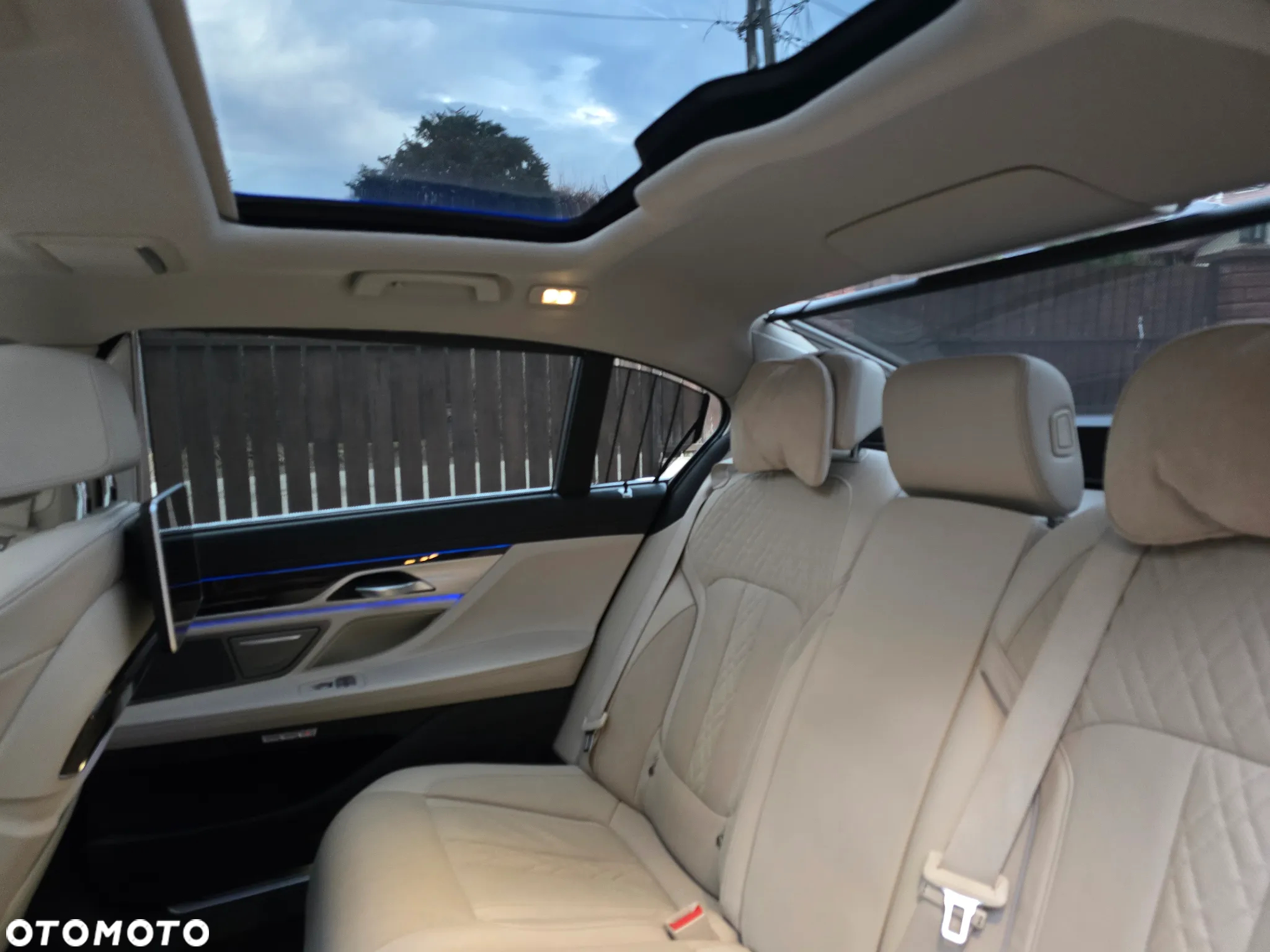 BMW Seria 7 740Le xDrive iPerformance - 11