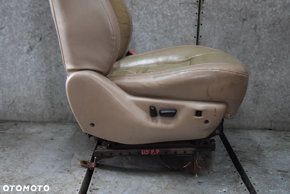 JEEP GRAND CHEROKEE WJ FOTEL PRAWY PRZÓD - 10