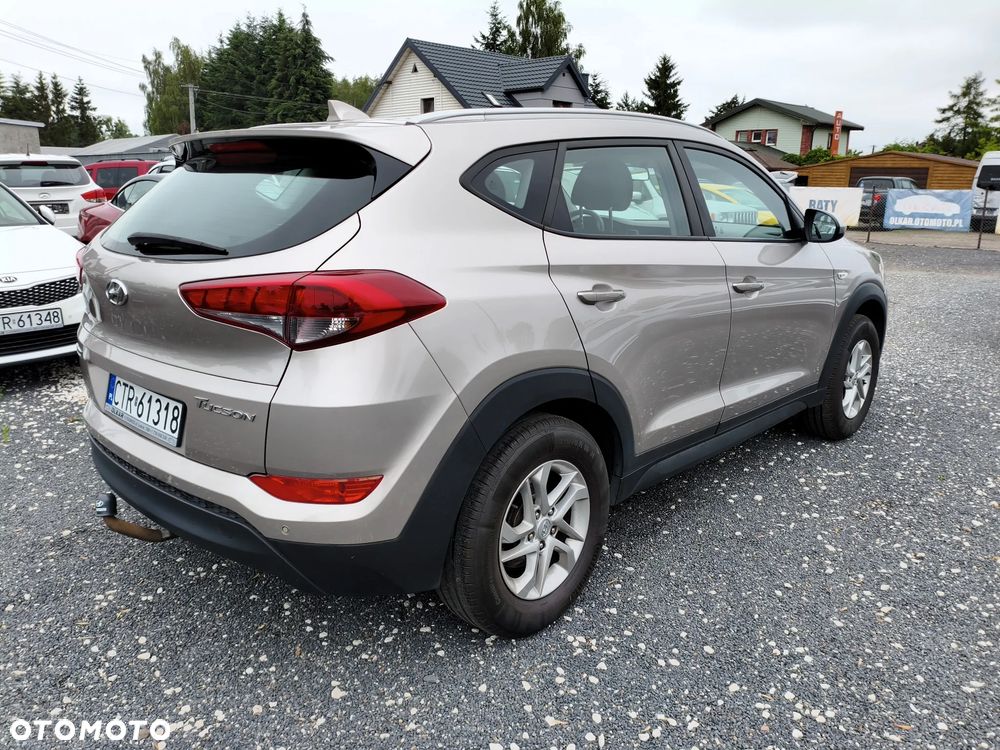Hyundai Tucson blue 1.6 GDi 2WD Navi - 12