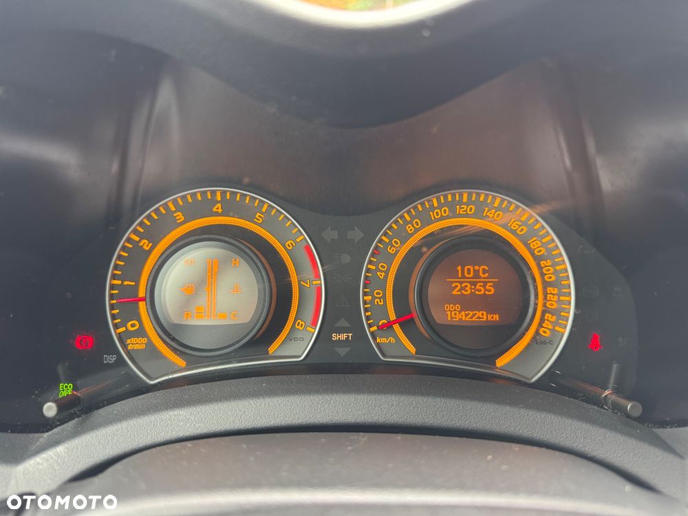 Toyota Auris 1.33 VVT-i - 12