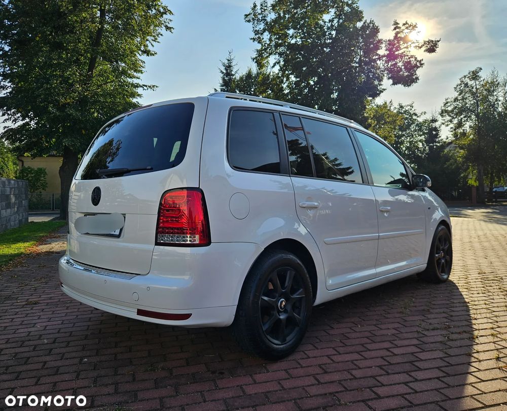 Volkswagen Touran 2.0 TDI DPF R-Line Edition - 7