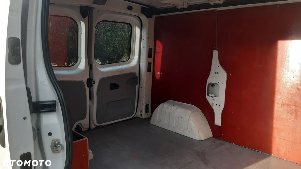 Renault TRAFIC - 8