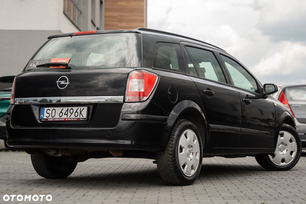 Opel Astra 1.7 CDTI Essentia - 11