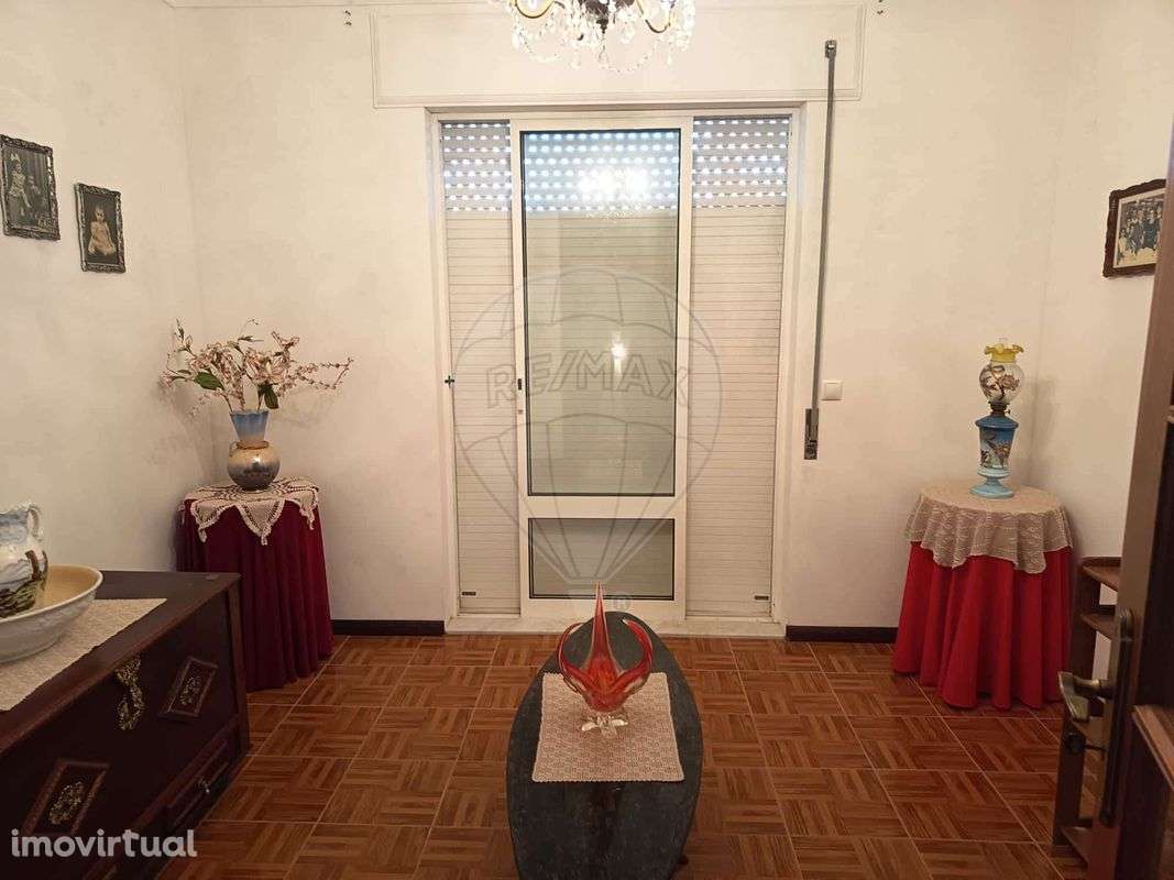 Moradia T6 para venda - Grande imagem: 3/14