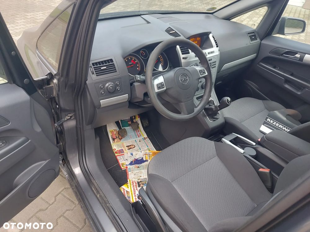 Opel Zafira 1.8 Edition 111 Jahre - 9
