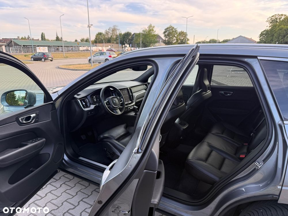 Volvo XC 60 D3 Linje Inscription - 12