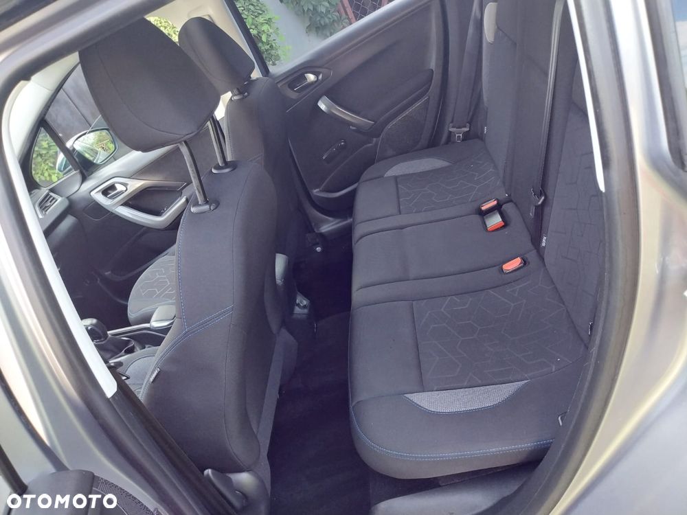 Peugeot 2008 1.2 Pure Tech Active S&S - 15