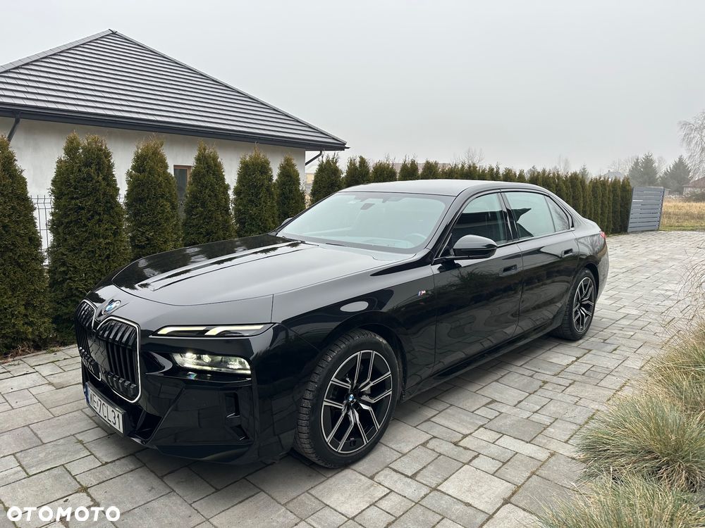 BMW Seria 7 - 1