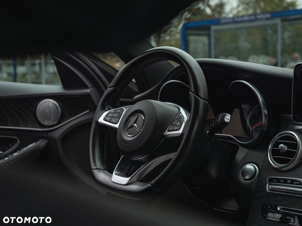 Mercedes-Benz Klasa C 250 9G-TRONIC - 27