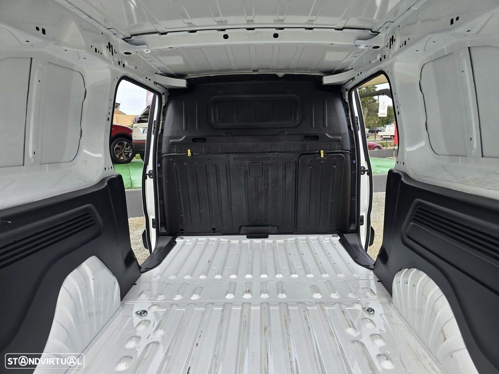 Citroën Berlingo 1.5 BlueHDi XL Club EAT8 - 27