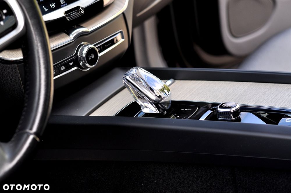 Volvo XC 60 - 35