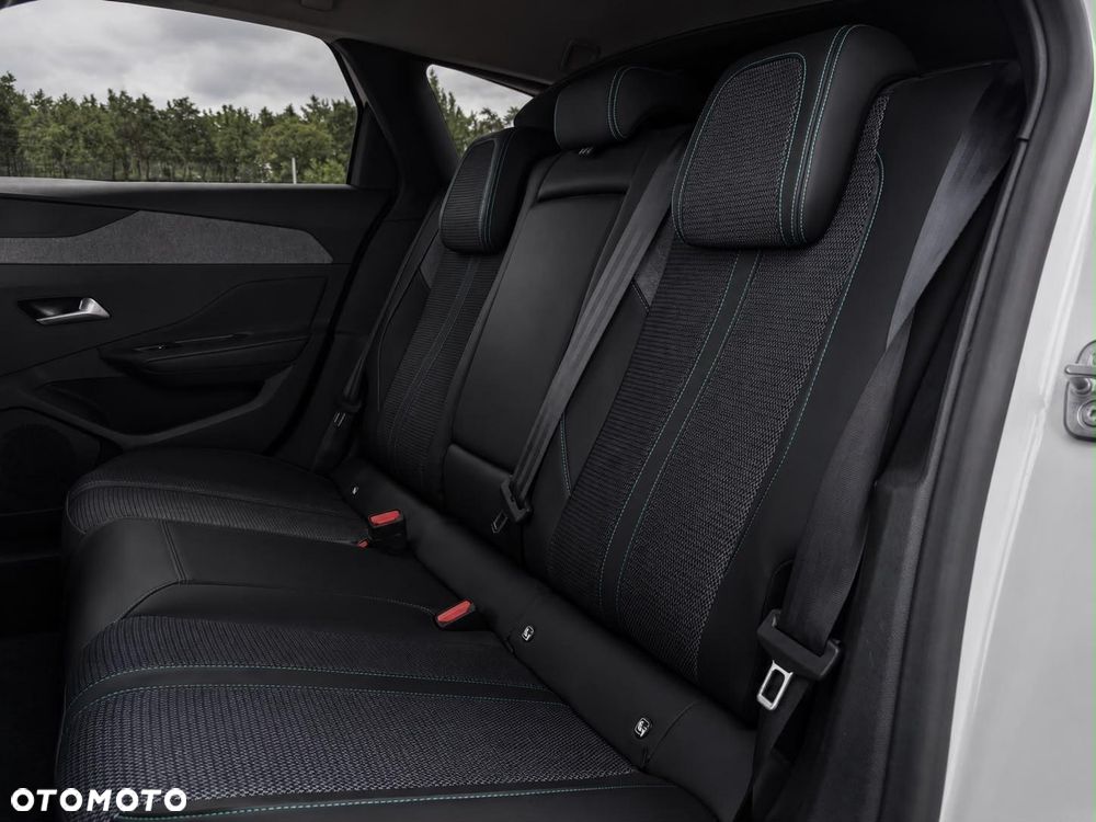 Opel Insignia - 19
