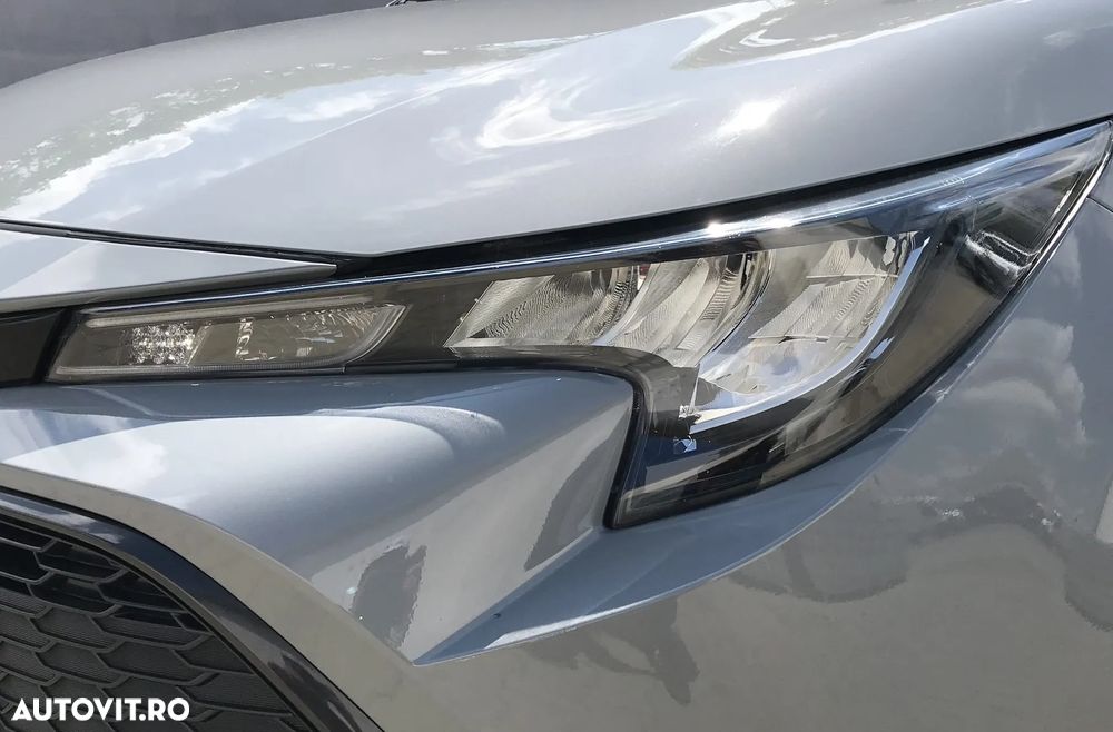 Toyota Corolla 1.8 Business Edition - 40