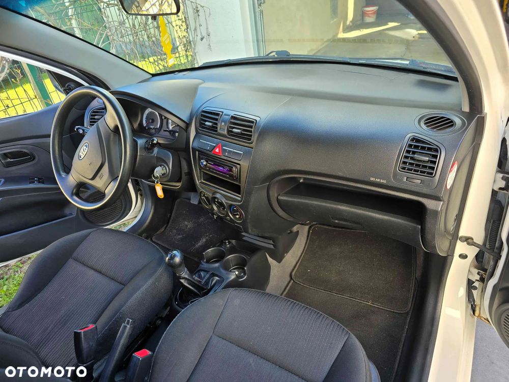 Kia Picanto - 3