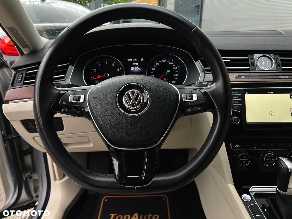 Volkswagen Passat Variant 1.8 TSI (BlueMotion Technology) DSG Highline - 25