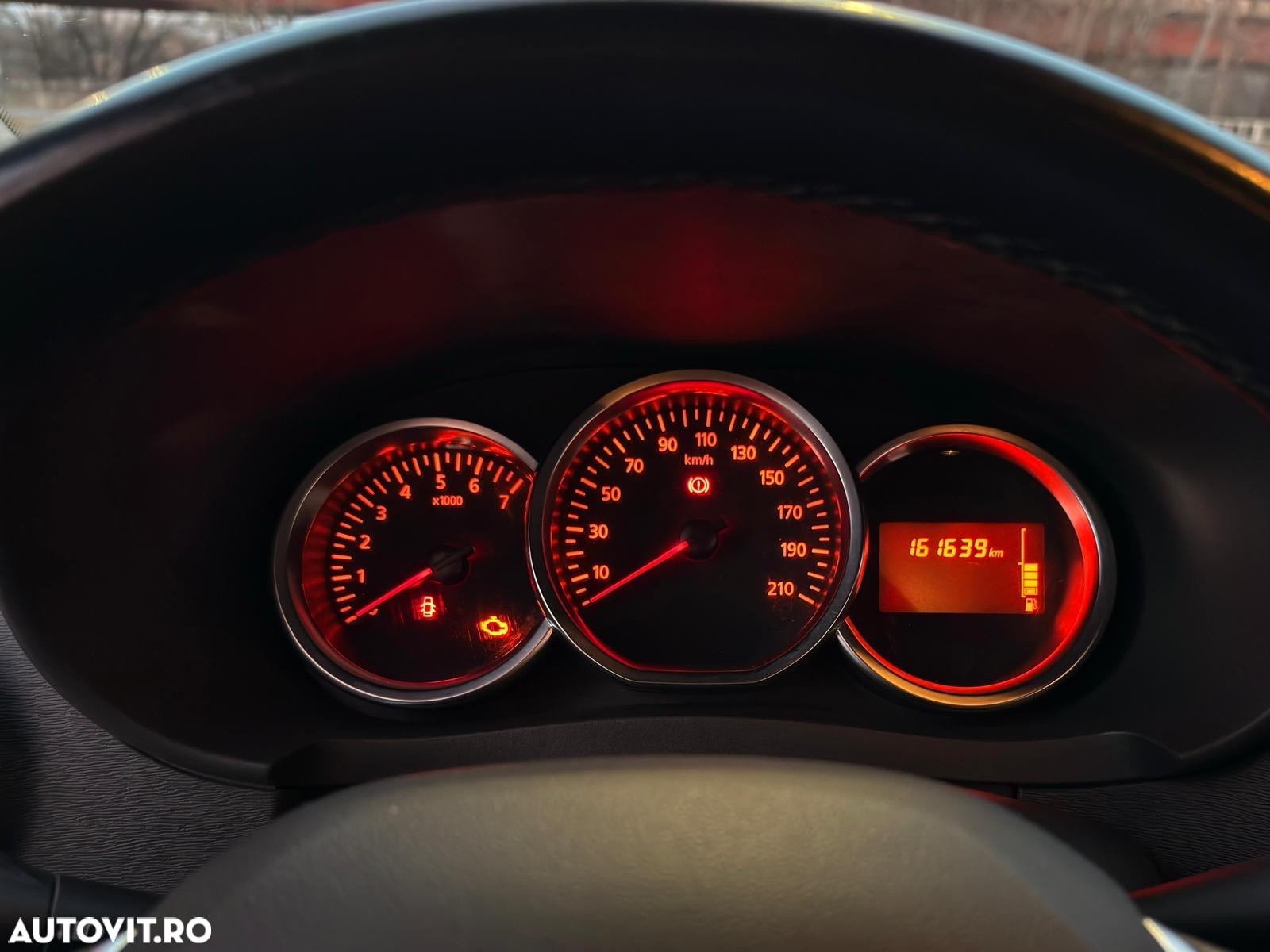 Dacia Dokker 1.6 SCe Stepway - 24