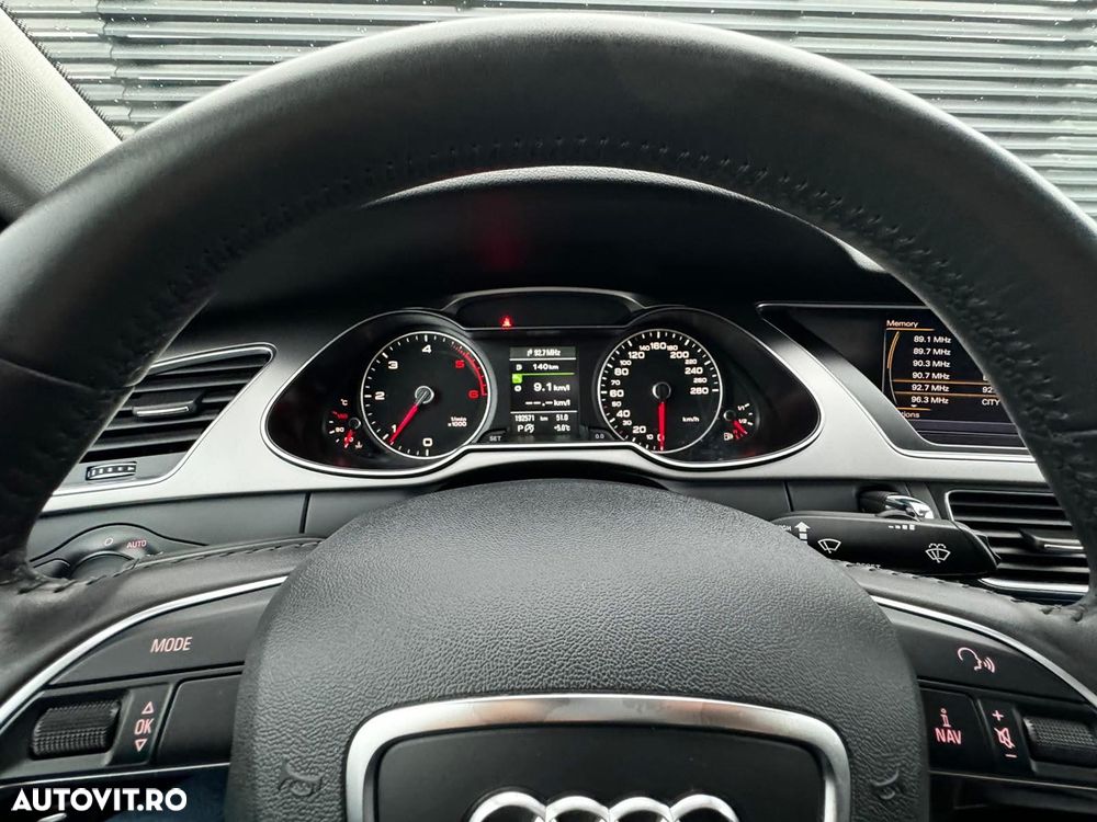 Audi A4 Avant 2.0 TDI DPF multitronic S line Sportpaket - 11